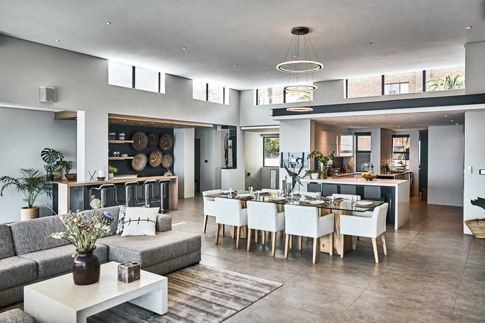 Halo Villa - Open Plan Living