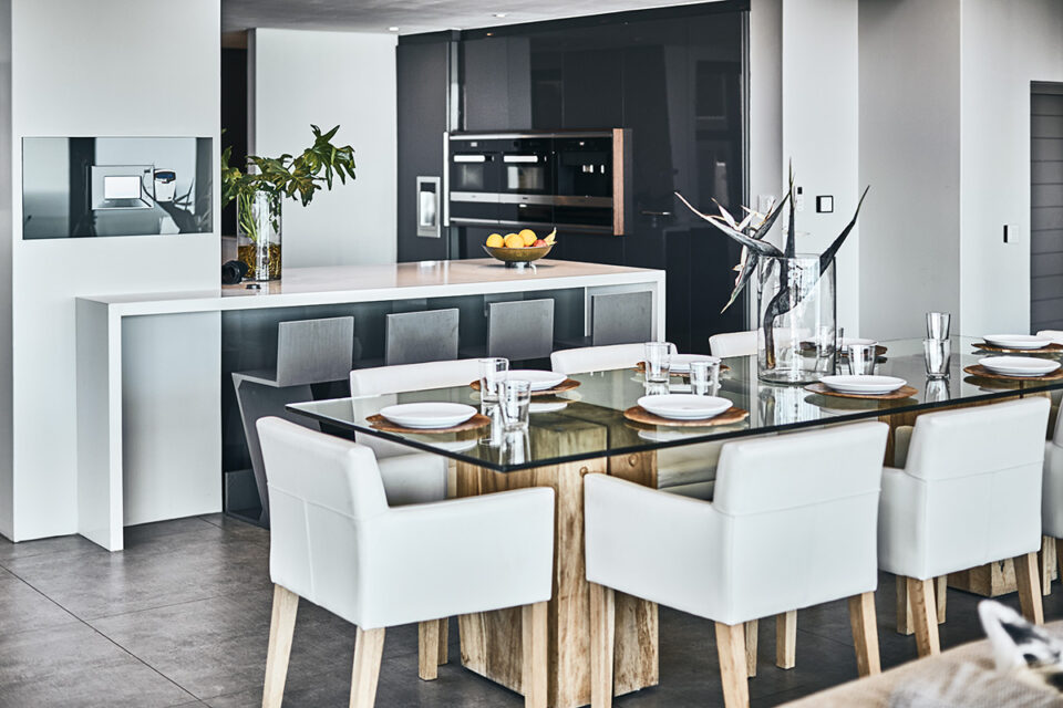 Halo Villa - Dining Area