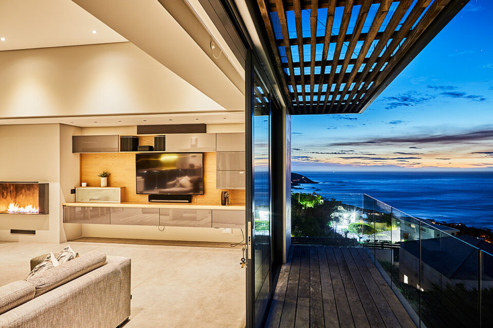 Halo Villa - Top Balcony from Lounge