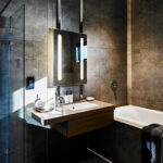 Halo Villa - Bath & Shower