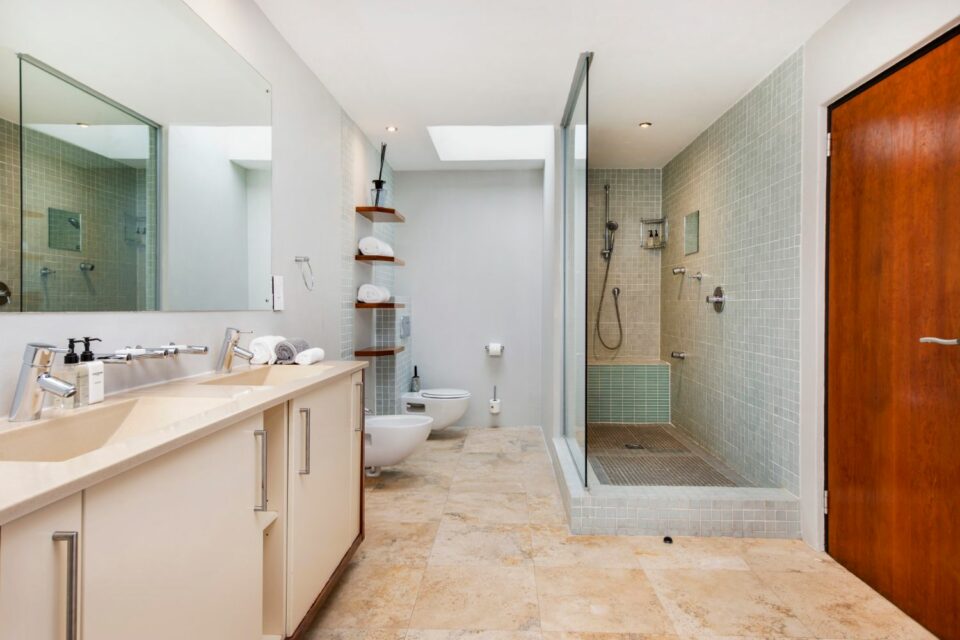 Wescamp Villa - Double Shower