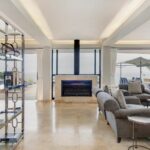 Wescamp Villa - Indooor Fireplace