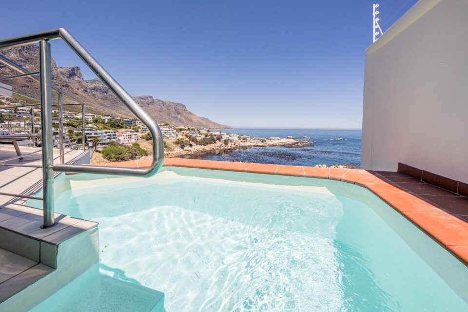 Camps Bay Terrace Penthouse - Splash pool