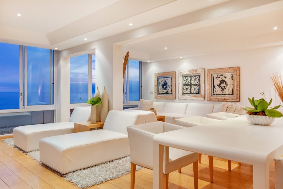 The Heron - Main lounge