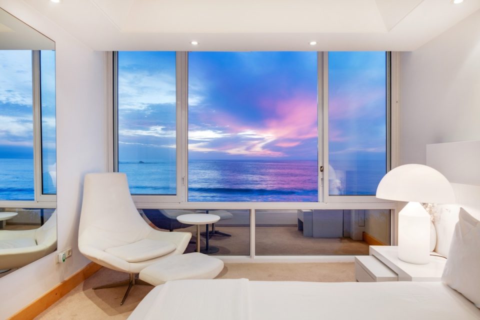 The Heron -Mani room view