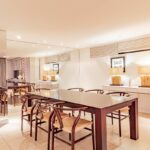 17 Geneva Drive - Indoor dining