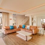 17 Geneva Drive - Living area