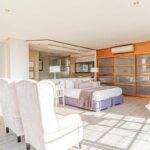 17 Geneva Drive - Master bedroom living area