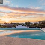 17 Geneva Drive - Swimming pool