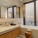 53 Napier - Master En-suite