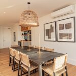 Alpha Sunsets - Dining and kitchen area