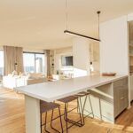 Alpha Sunsets - Kitchen and living area