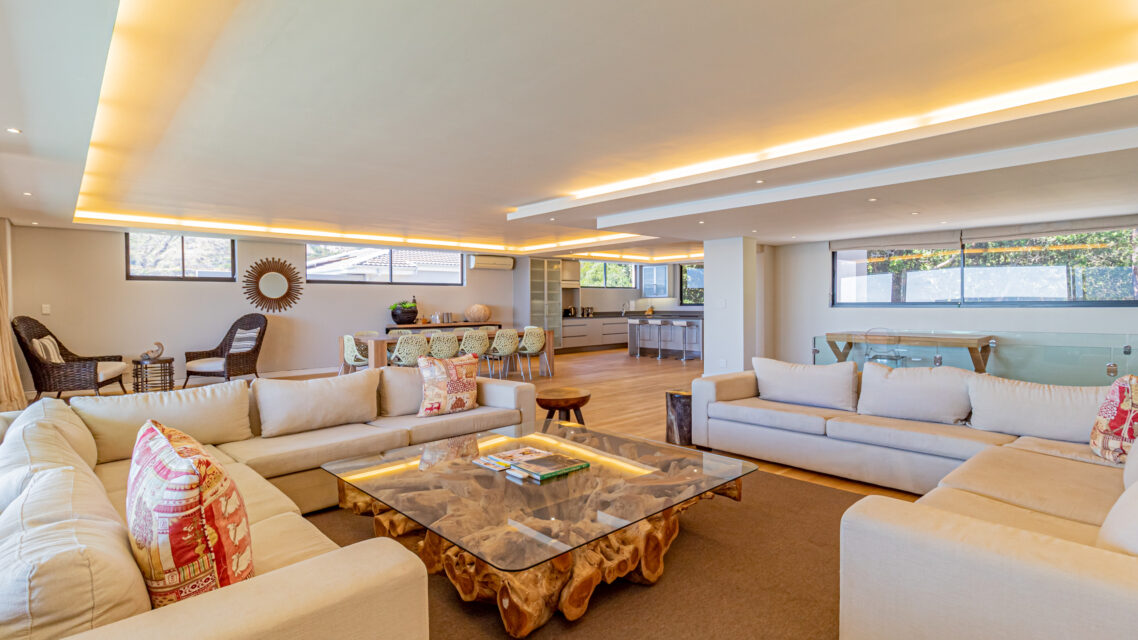 Casablanca - Comfortable Lounge