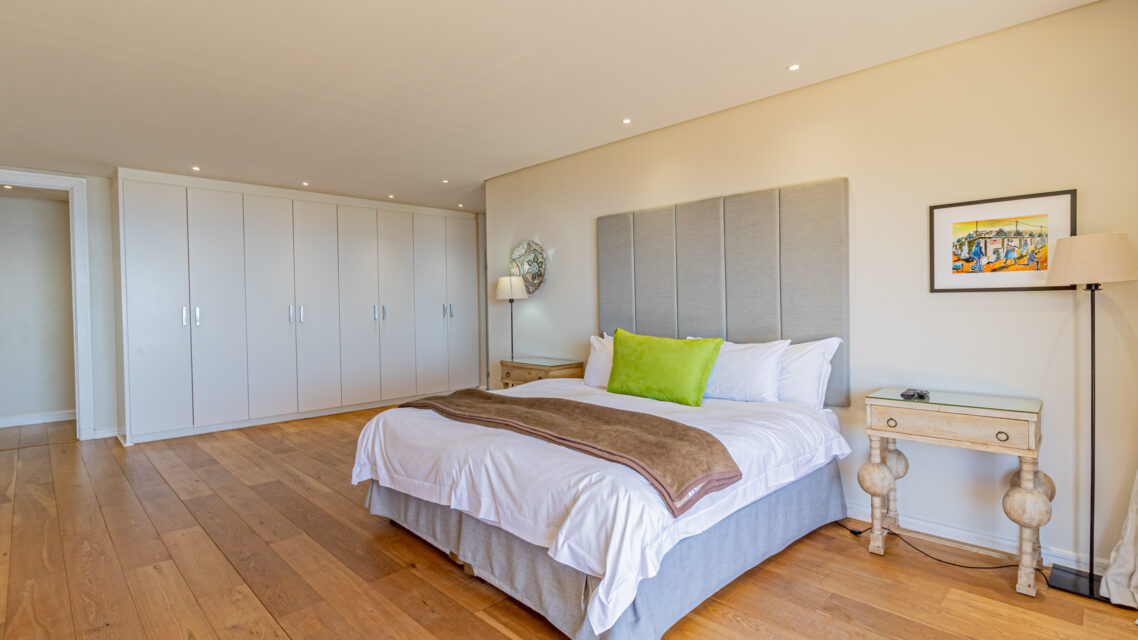 Casablanca - Master Bedroom