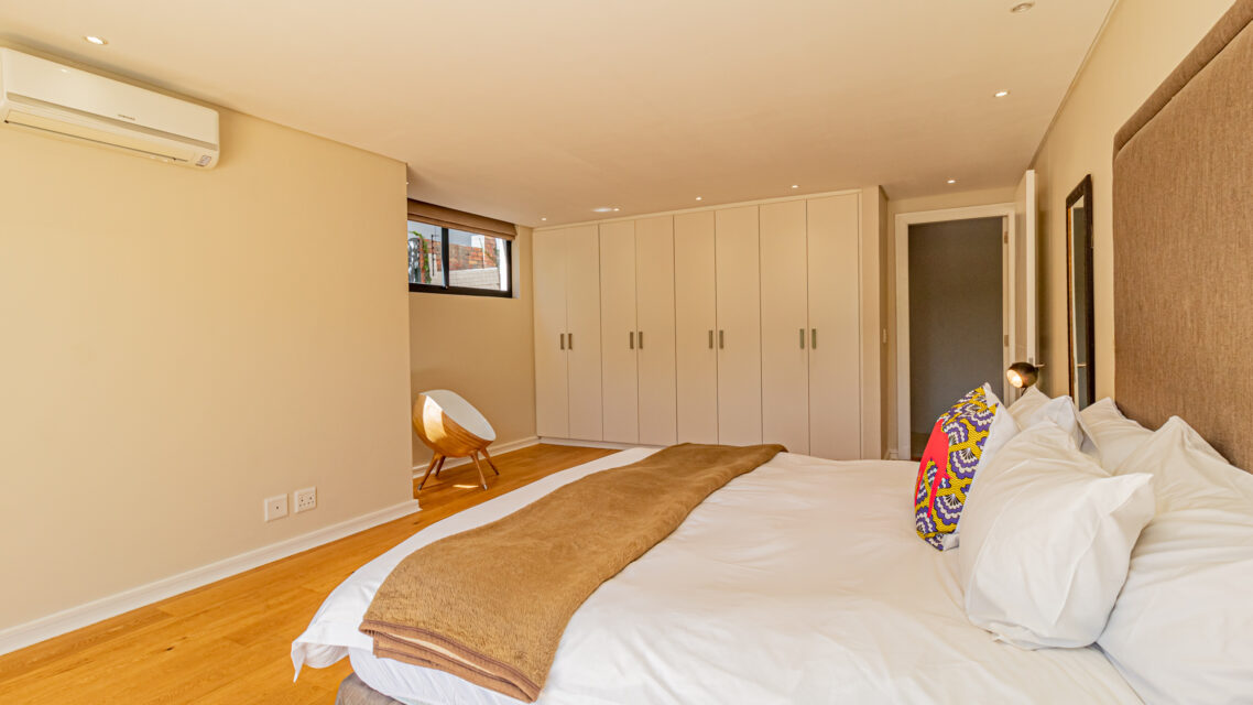 Casablanca - Second Bedroom