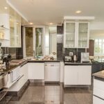 Clifton Rocks - Equipped kitchen