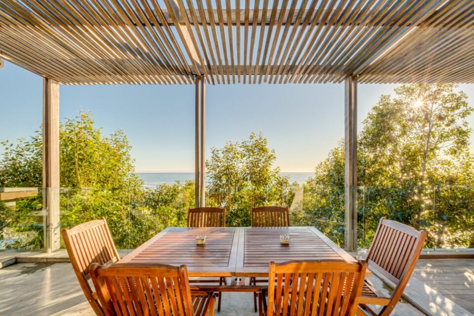 Coral Sea - Outdoor Dining