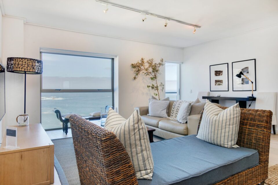 Dunmore Apartment - Lounge