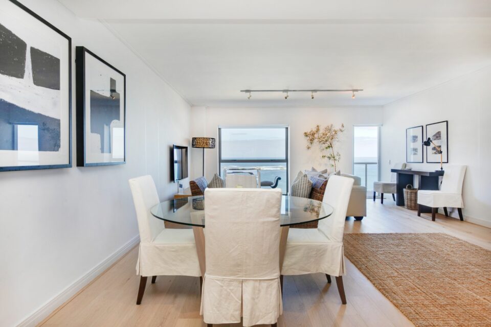 Dunmore Apartment - Open Plan Dining