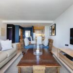 Dunmore Apartment - Spacious Living Area