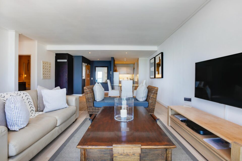 Dunmore Apartment - Spacious Living Area