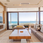 Hamaya - Lounge with Views