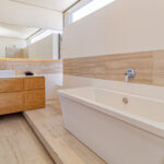 Hamaya - Upstairs Bedroom En-suite