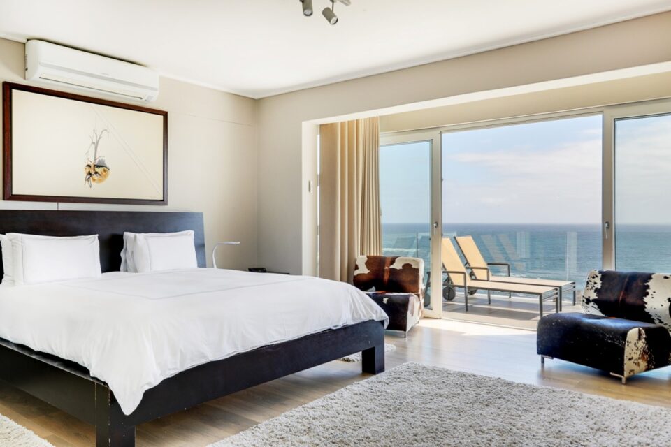 Houghton Steps - Master Bedroom