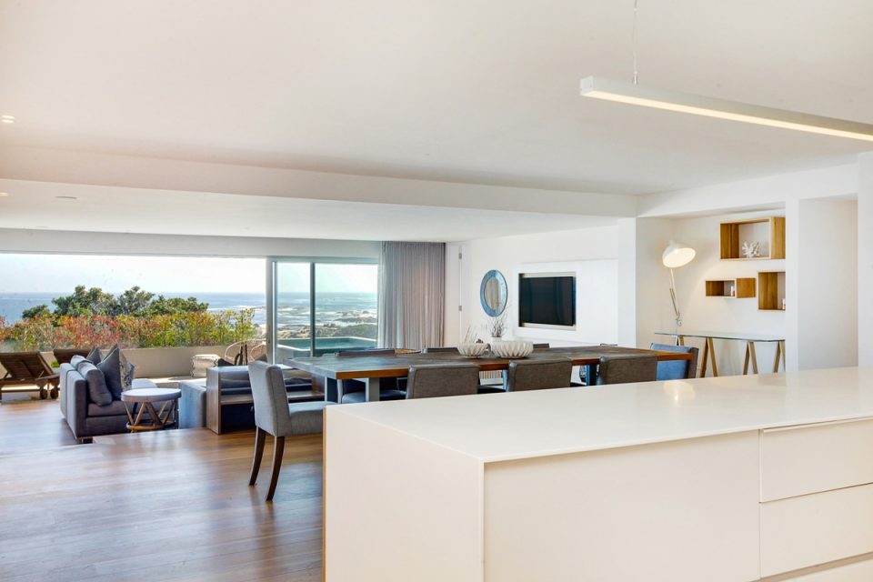 Lillamton - Kitchen with Views