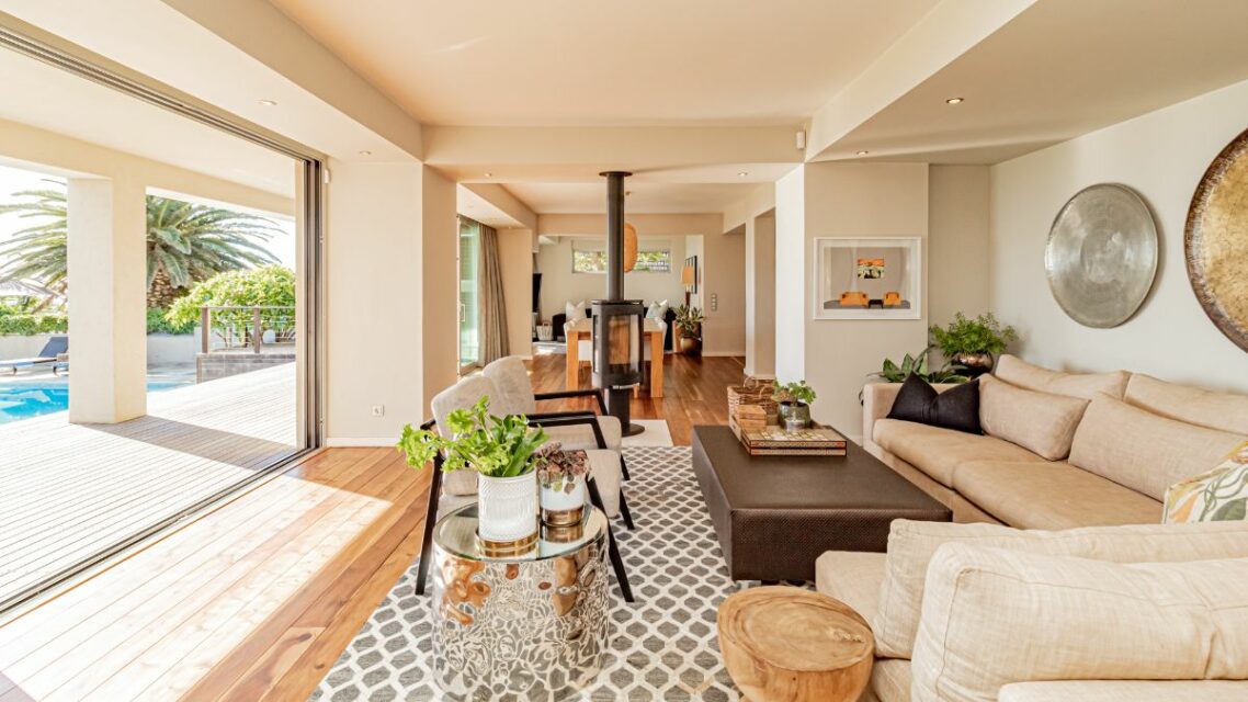 Riomar - Formal Lounge