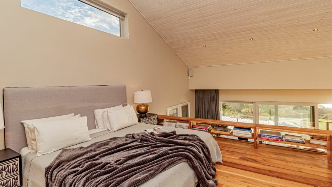 Riomar - Master Bedroom Mezzanine