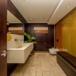 Roc Manor - Bathroom