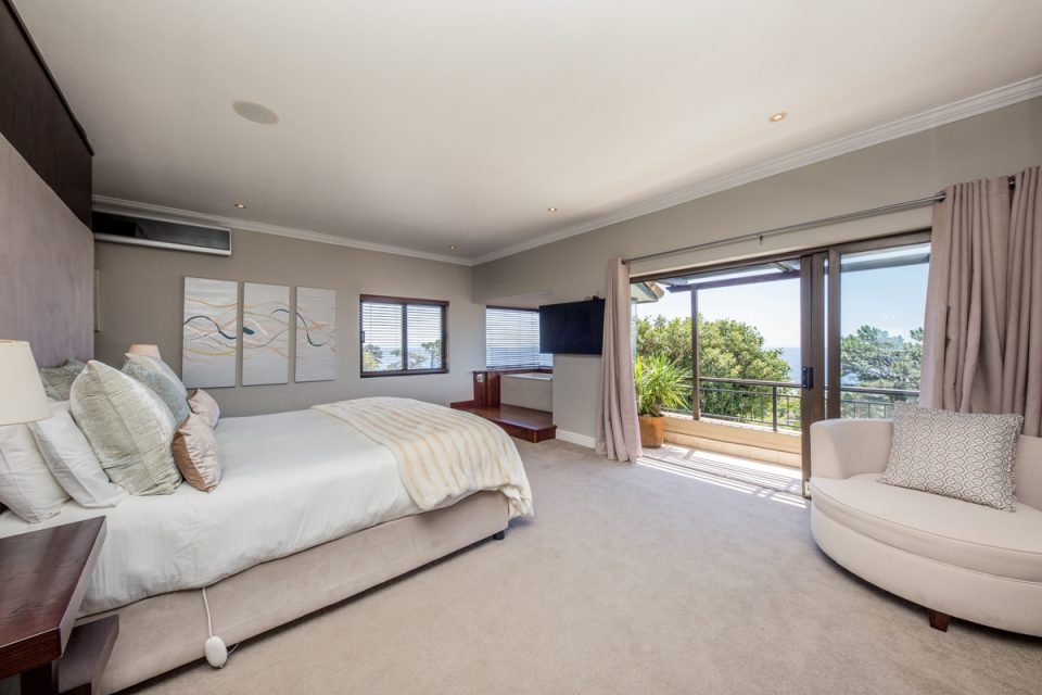 Roc Manor - Master Bedroom Views