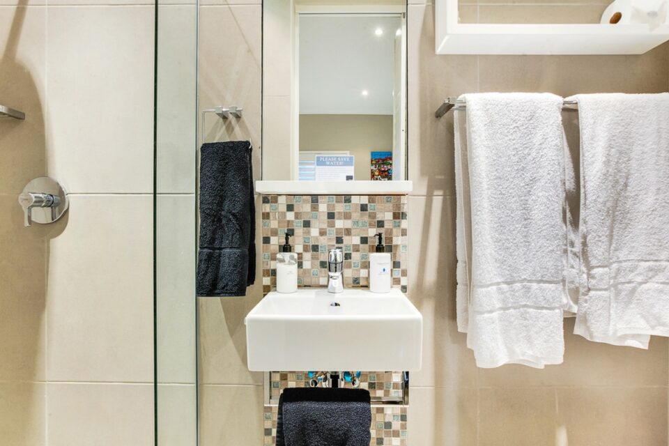 Calico - Second Bedroom En-suite