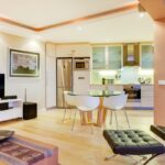 Calico - TV and Dining