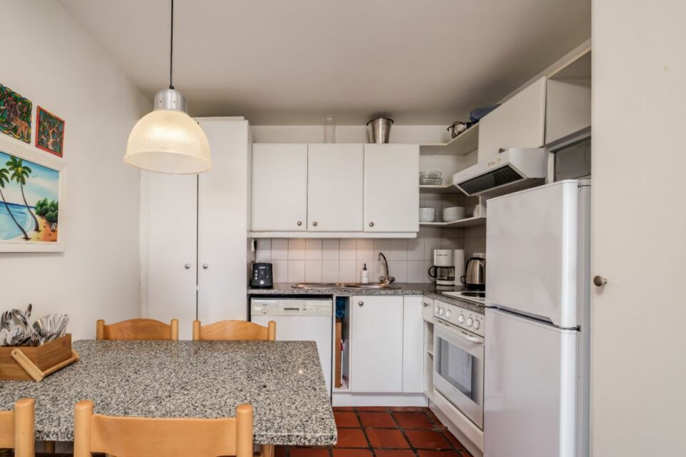 Camps Bay Terrace Palm Suite - Kitchen Area