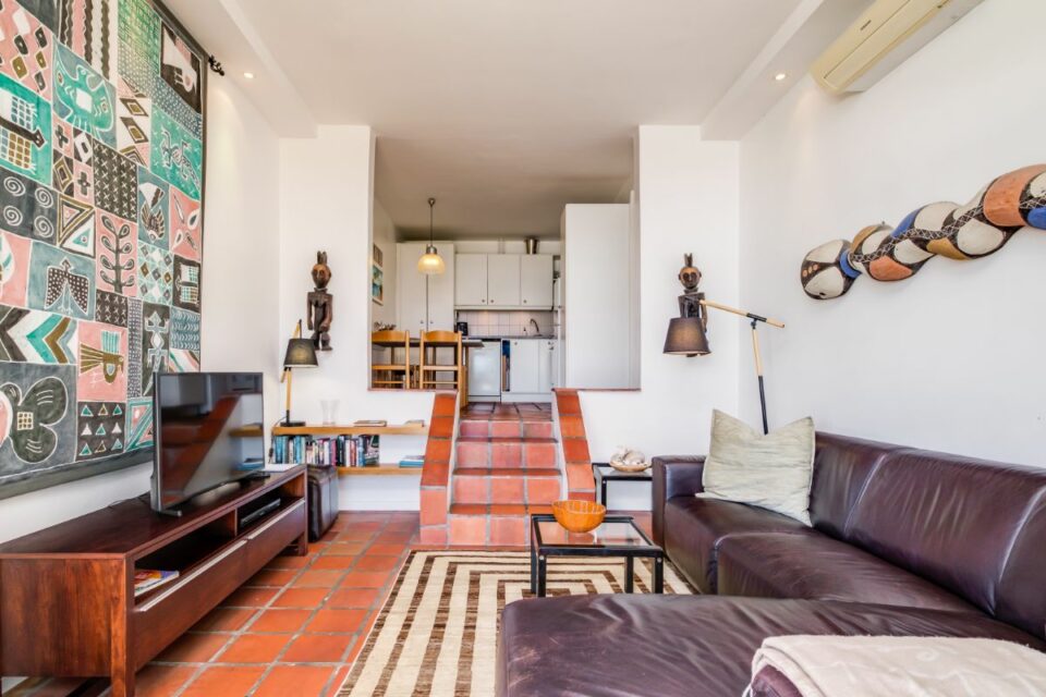 Camps Bay Terrace Palm Suite - Living Area and Kitchen