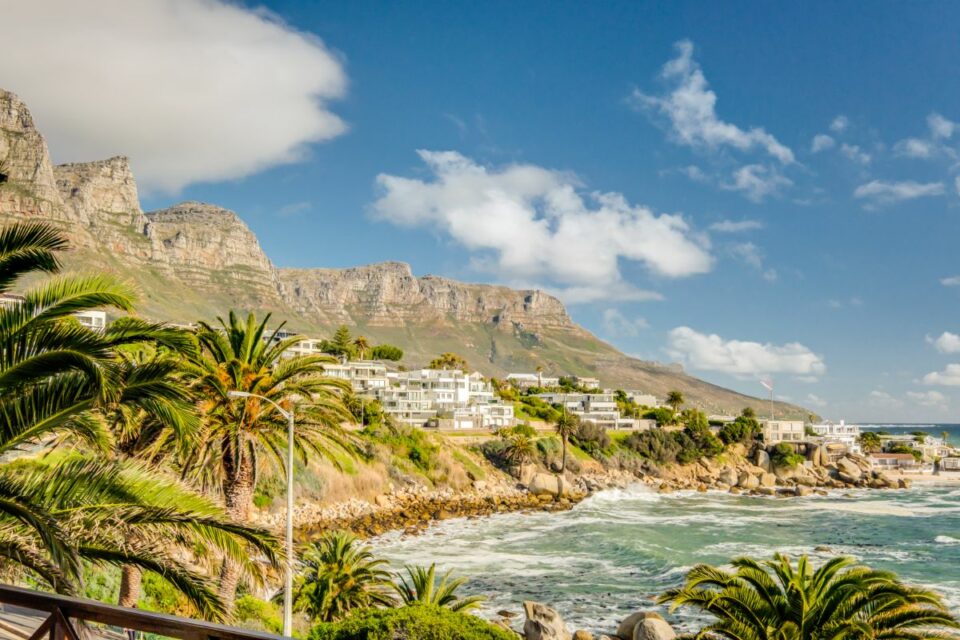 Camps Bay Terrace Palm Suite - Mountain View