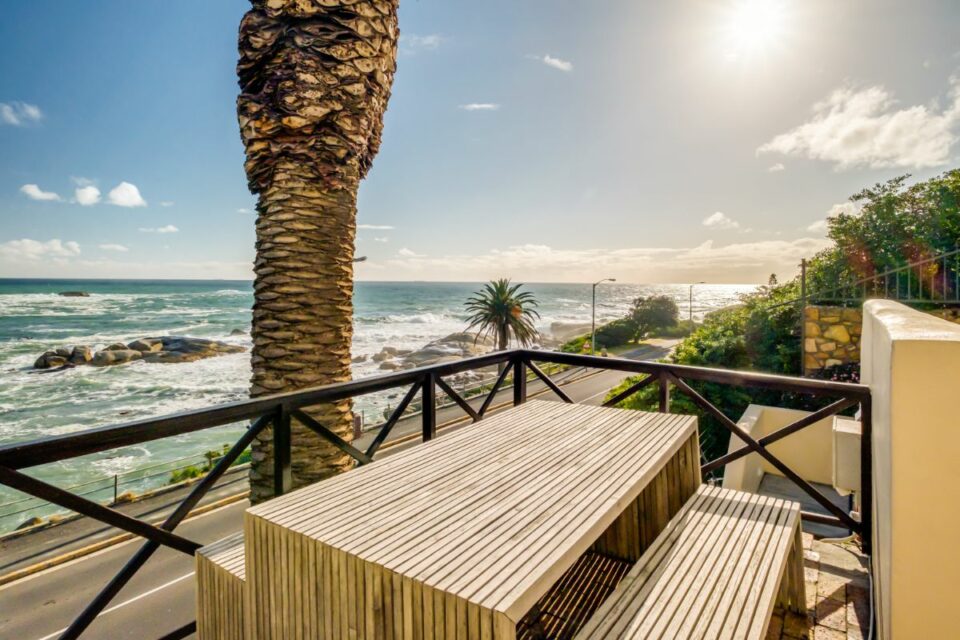 Camps Bay Terrace Palm Suite - Outdoor Dining