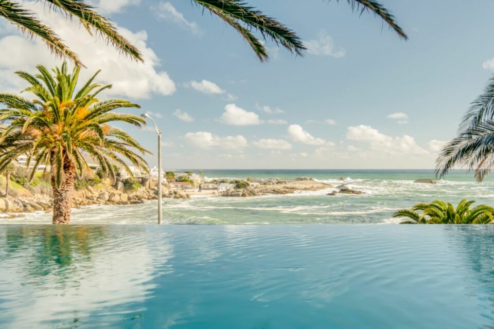 Camps Bay Terrace Palm Suite - Sea Views