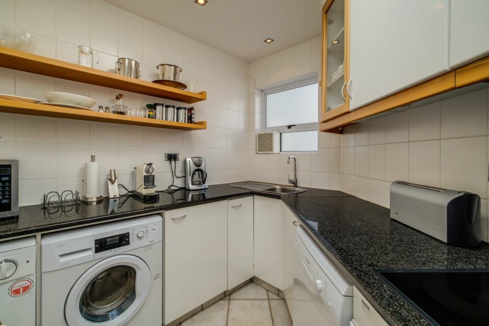 Camps Bay Terrace Penthouse - Fully Equipped Kitchen