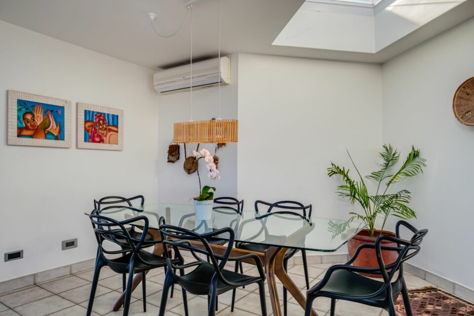 Camps Bay Terrace Penthouse - Dining Area