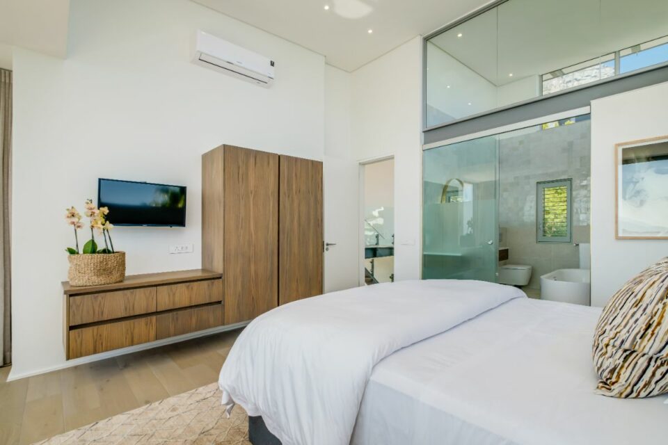 Mavambo - Master En-suite Bedroom