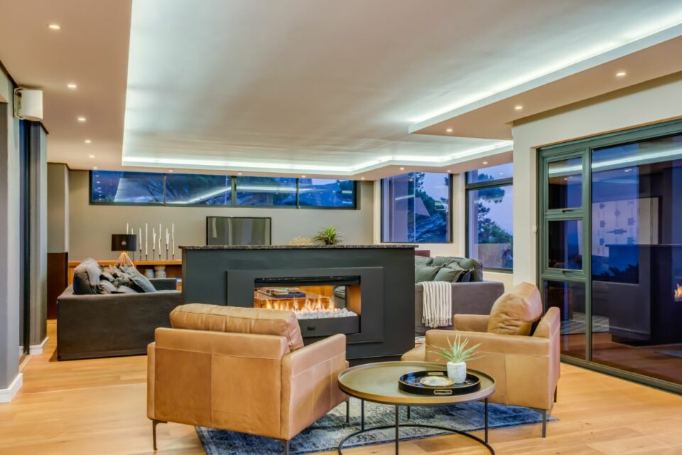 Ocean Pearl - Fireplace