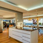 Ocean Pearl - Open Plan Kitchen with a View