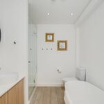 Sundowner Views - Bathroom