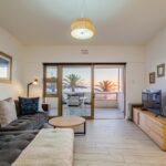 Sundowner Views - Open Plan