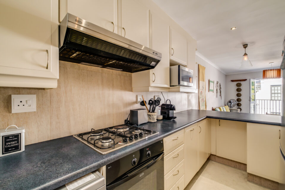 Eastern Views - Kitchen