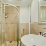 Eastern Views - Master bathroom