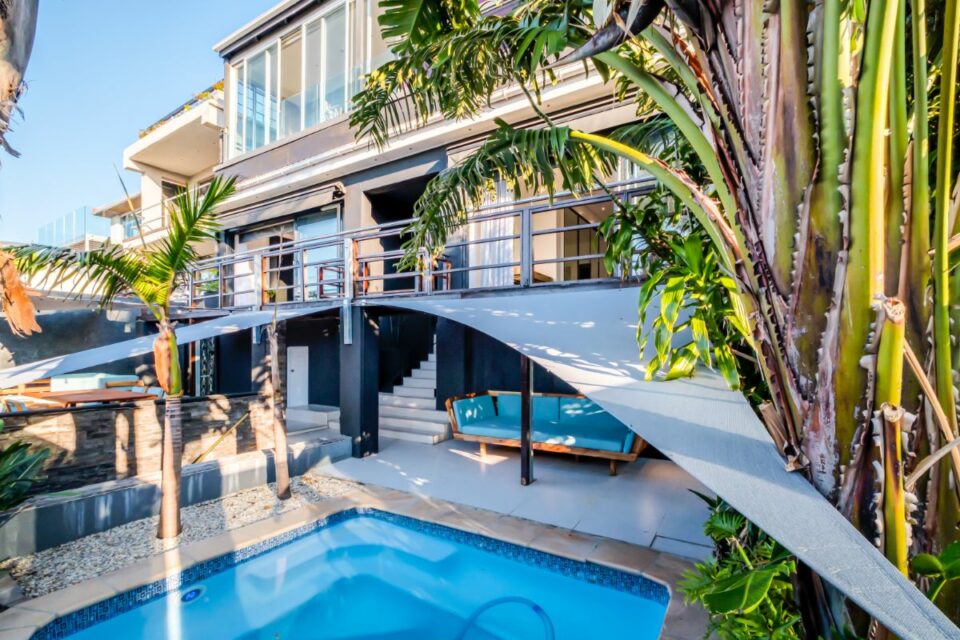 House of M - Exterior